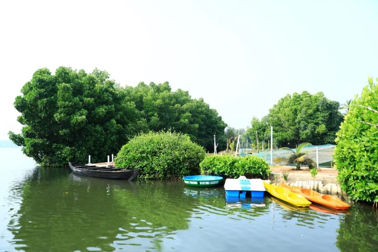 Bed & Breakfast Mangrove Holidays Munroe Island India