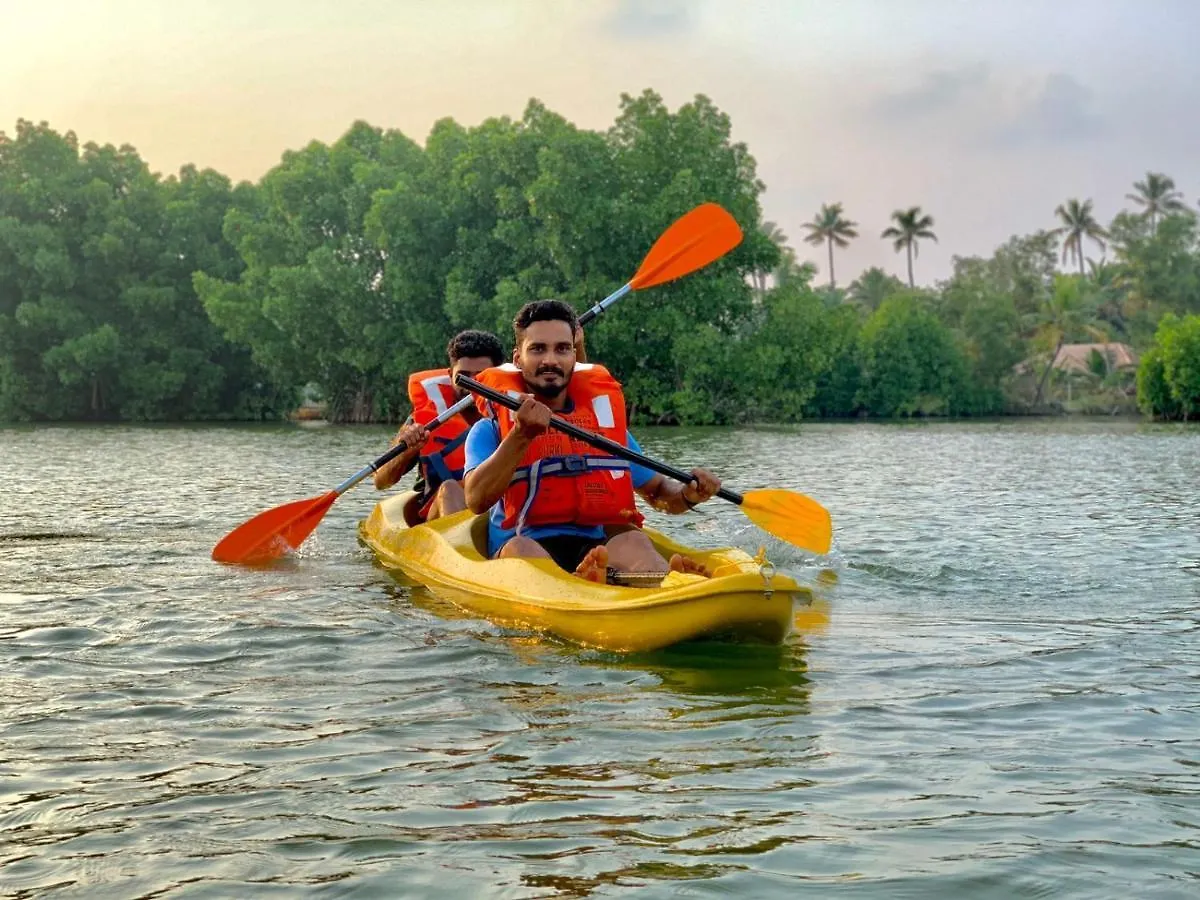 Mangrove Holidays Munroe Island 0*, Mundrothuruth