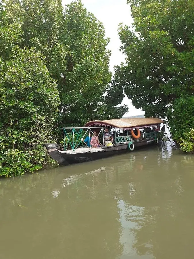 Bed & Breakfast Mangrove Holidays Munroe Island India